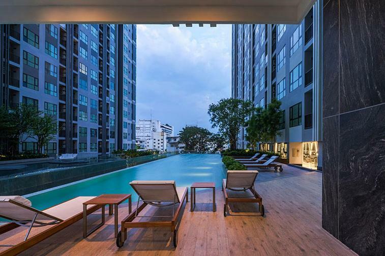 Apartamento The Base Deluxe Pattaya Exterior foto